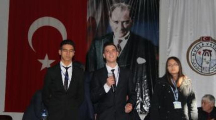 &Ouml;ğrenci Meclis Başkanlığına &Ouml;z&uuml;nl&uuml; Tekrar Se&ccedil;ildi