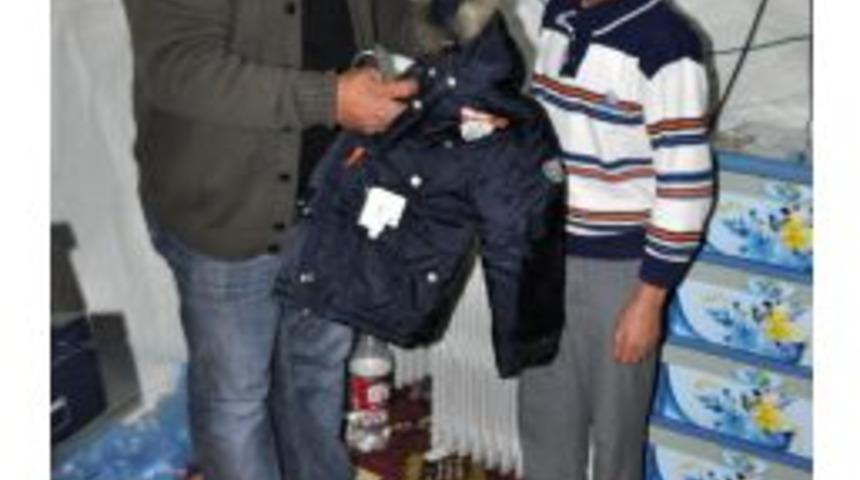 Kimse Yok Mu'dan Suriyeli Sığınmacılara Yardım