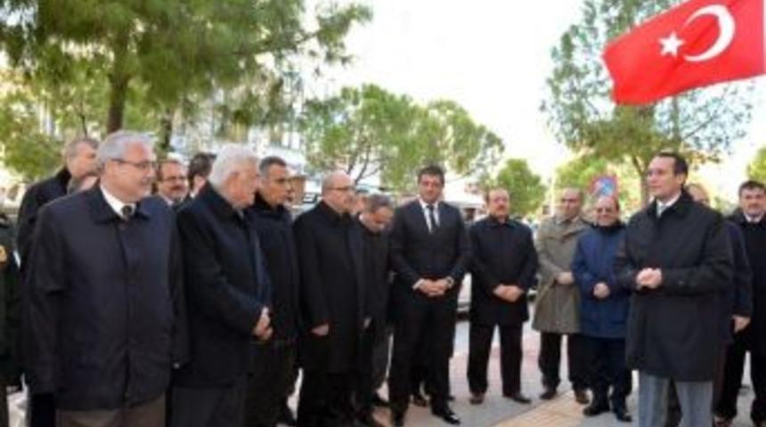 ‘menteşe’ Tabelası Asıldı