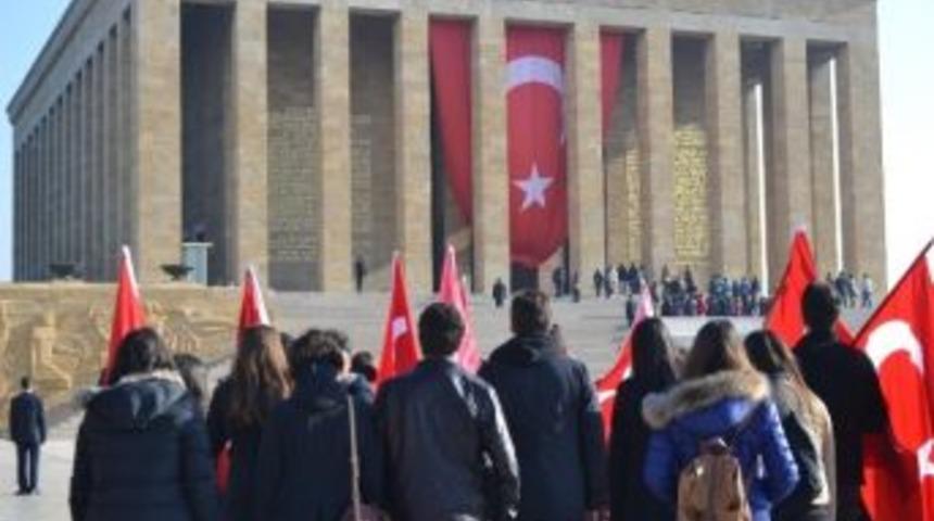 Gkv&rsquo;li &Ouml;ğrenciler Ankara&rsquo;ya &Ccedil;ıkarma Yaptı