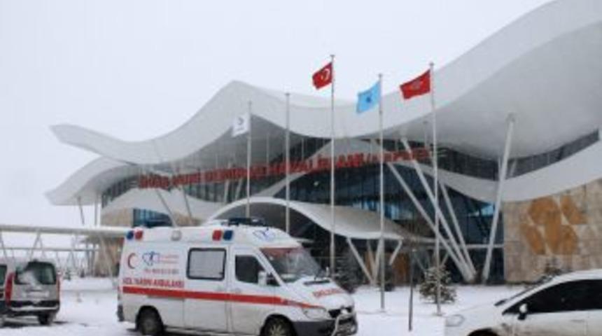 Kar Yağışı Ulaşımı Vurdu