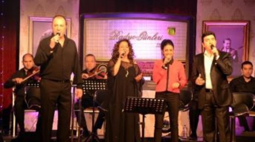 Aliağa, Radyo Nostaljisini Tv&rsquo;de Yaşadı