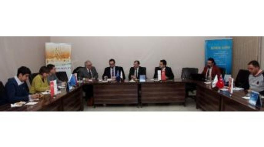 &lsquo;k&uuml;melenme Ve Teknoloji Transfer Yapıları&rsquo;