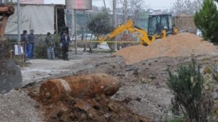 &Ccedil;anakkale'de Patlamamış Top Mermisi Bulundu