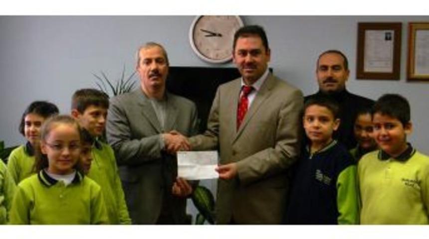 &Ouml;ğrenciler Filipinler'e Yardım Elini Uzattı