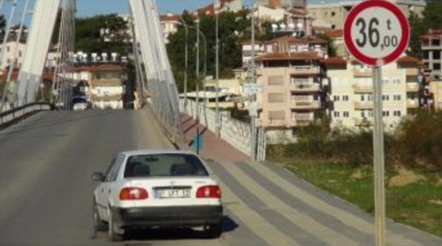 (&ouml;zel Haber) Otomobil Buz Tuttu