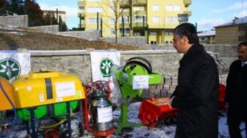 Kastamonu Valisi Erdoğan Bektaş;