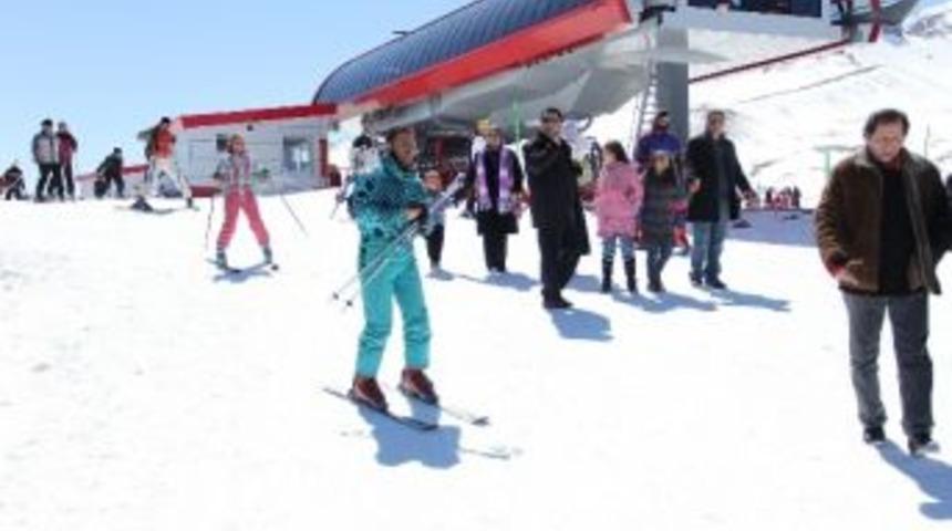 B&uuml;y&uuml;kşehir'den Kayserililere Erciyes Hediyesi