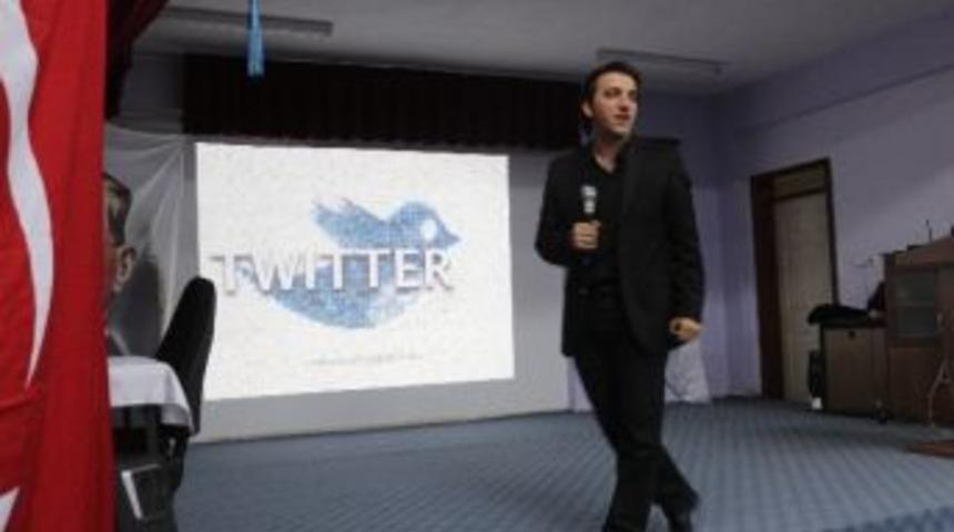 G&ouml;rdes De &ldquo;sosyal Medya Nedir, Ne Değildir ?&rdquo; Semineri