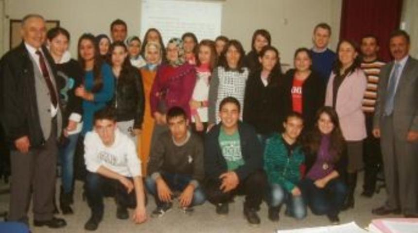 10 Parmak F Klavye Kursları İş Umudu Oldu