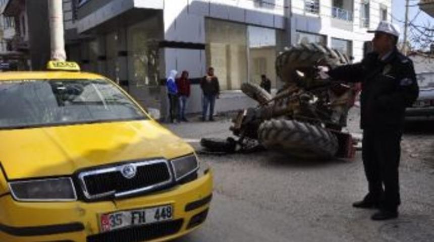 Torbalı&rsquo;da Trakt&ouml;r Devrildi:1 Yaralı