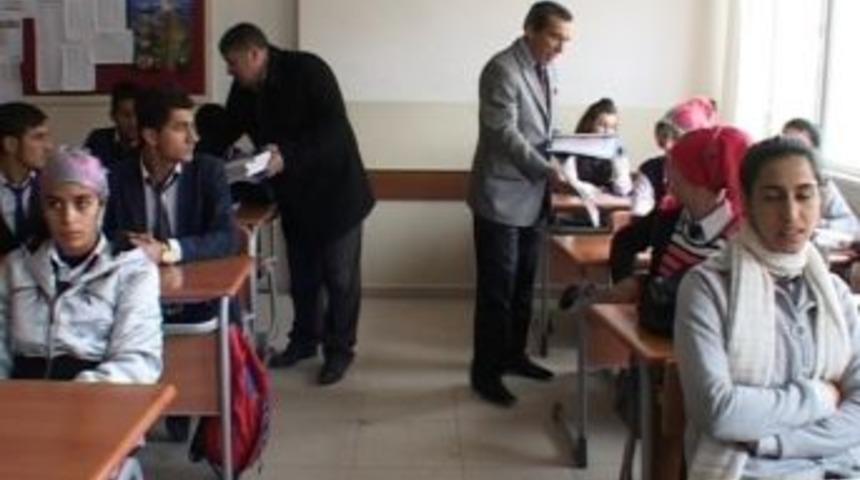 &Ouml;ğrencilerden &Ouml;rnek Davranış