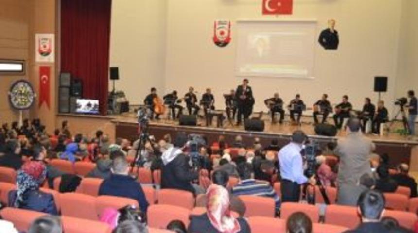 &lsquo;klasik Urfa T&uuml;rk&uuml;leri&rsquo; Alb&uuml;m&uuml; Gala Gecesi Yapıldı