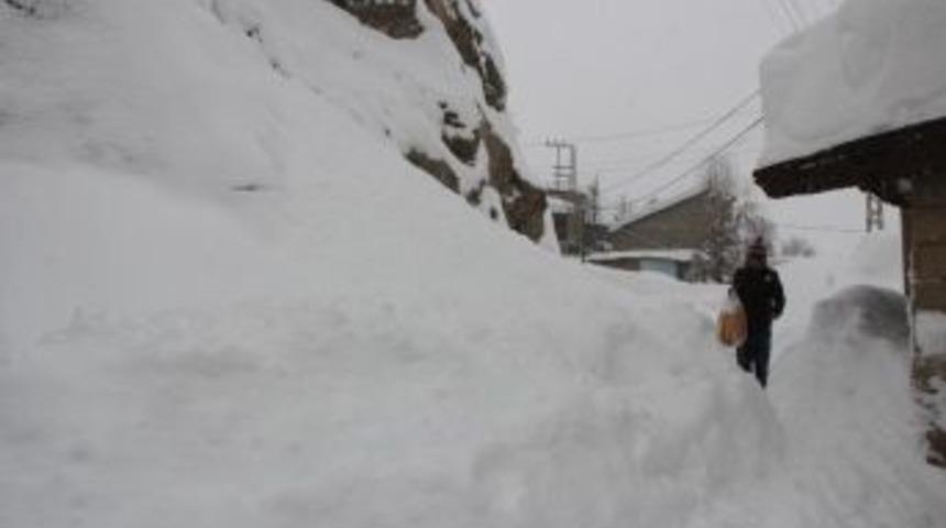 Hakkari&rsquo;de &Ccedil;ığ D&uuml;şt&uuml;