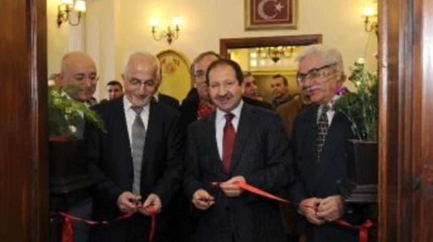 Meclis'te Dev Kur'an-ı Kerim Sergisi A&ccedil;ıldı