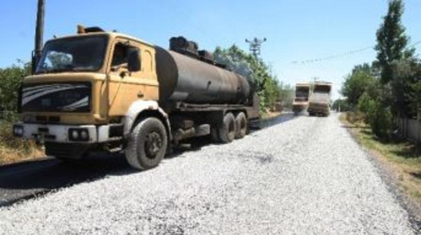 İl &Ouml;zel İdaresi Bin Kilometre Asfalt &Ccedil;alışması Yaptı