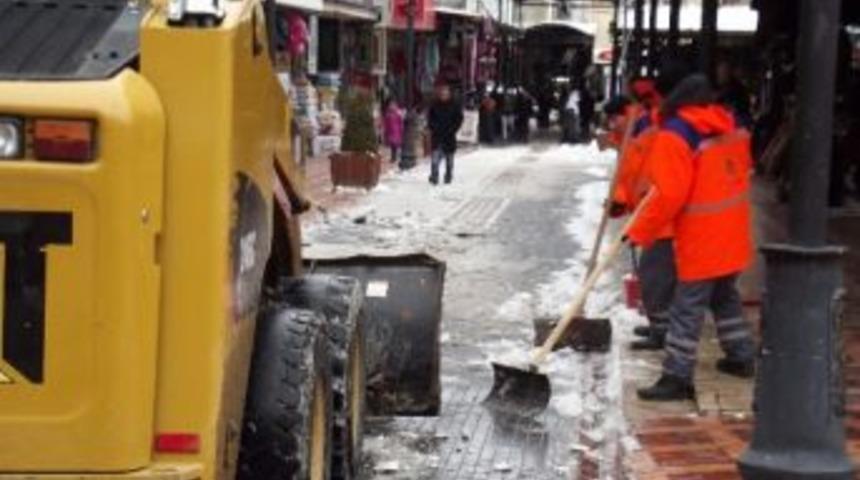 Kar, Yerini Buza Bıraktı