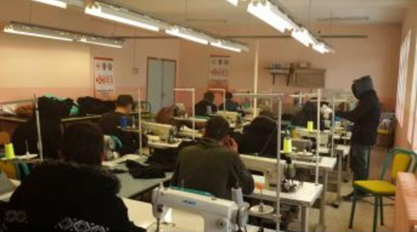 Hayrola Projesi Ile &Ccedil;ocuklar Meslek &Ouml;ğreniyor