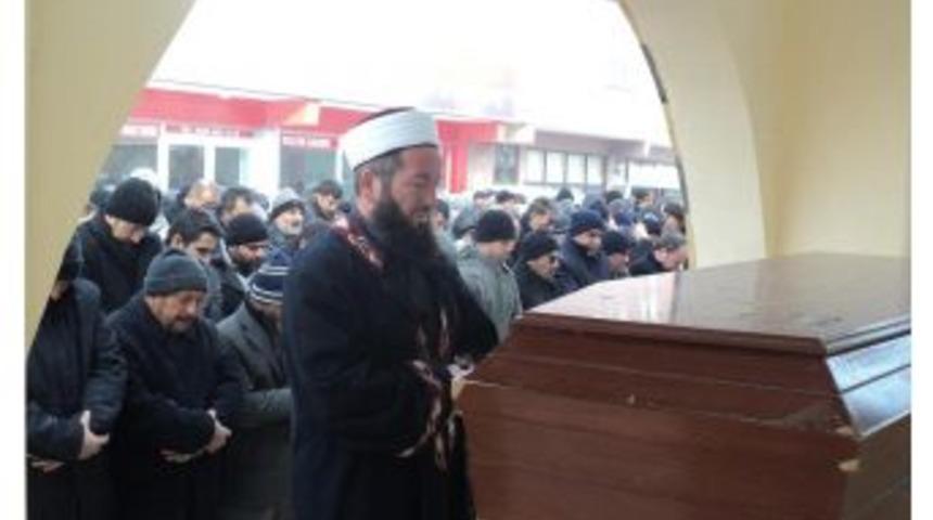 Gen&ccedil; Imam G&ouml;zyaşlarıyla Uğurlandı