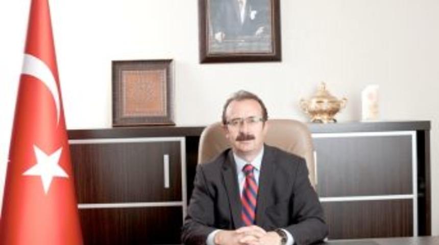 &Ccedil;orum'da Karla M&uuml;cadele S&uuml;r&uuml;yor