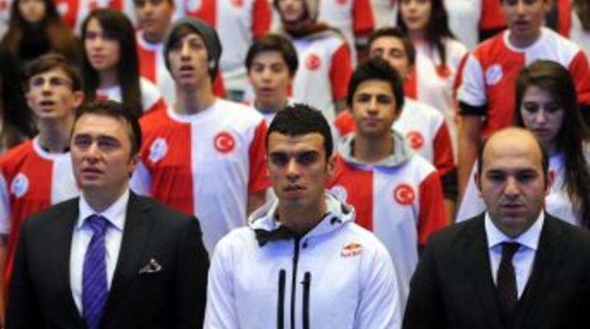 Kenan Sofuoğlu: Kendimi Vazifelendirilmiş Asker Gibi Hissettim