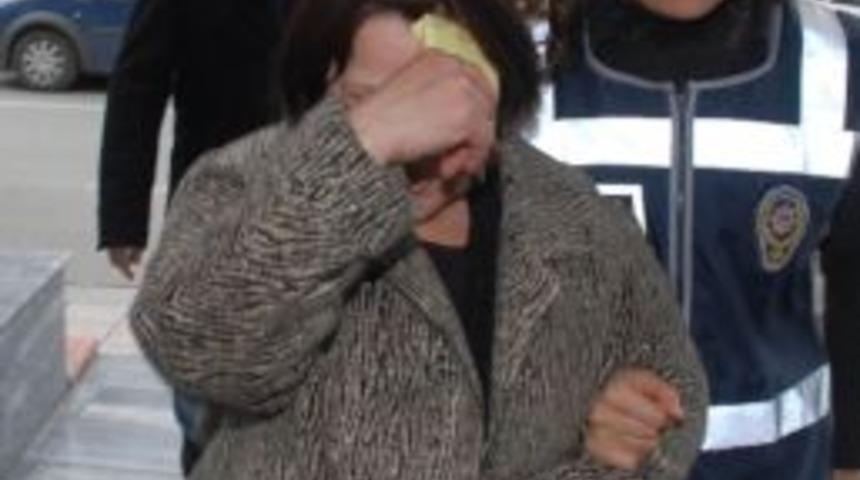 Dostunu Bı&ccedil;aklayıp &Ouml;ld&uuml;ren Kadına 15 Yıl Hapis
