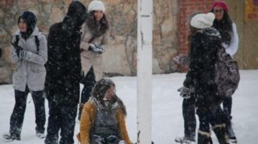 Tokat’ta 11 İlçede Kar Tatili