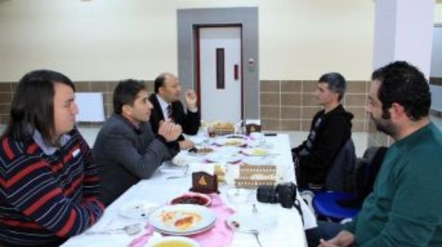 &Ouml;zel İrmak Koleji Basınla Kahvaltıda Buluştu
