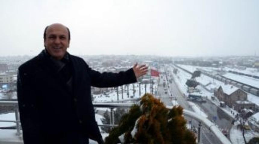 Başkan Ok'tan Kar Hatırası