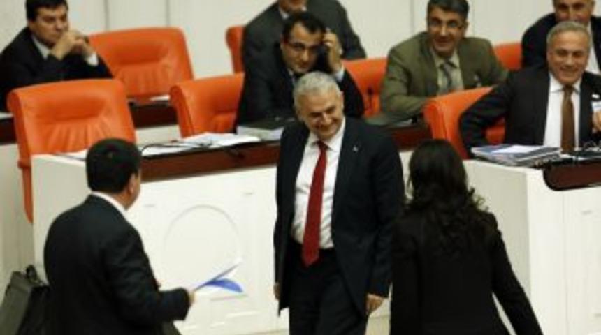 Ulaştırma Bakanı Yıldırım, Meclis Genel Kurulu'nda Vedalaştı