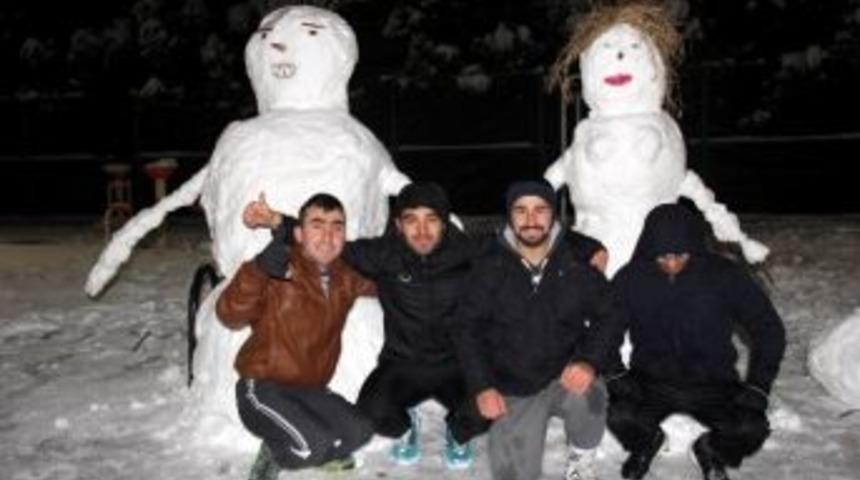 Bu Da Kardan 'temel' Ve 'fadime'