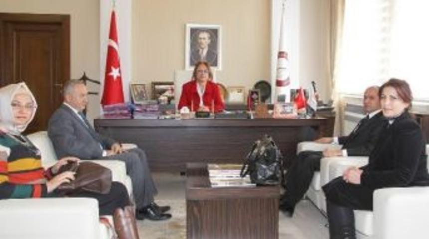 Denetimli Serbestlik M&uuml;d&uuml;rl&uuml;ğ&uuml; Heyetinden Rekt&ouml;r Kılı&ccedil;&rsquo;a Ziyaret