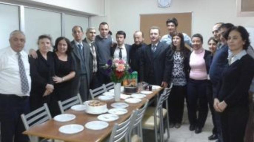 Sgk&rsquo;dan Emekli Olan Murat Bektaş&rsquo;a Mesai Arkadaşlarından Jestli Uğurlama