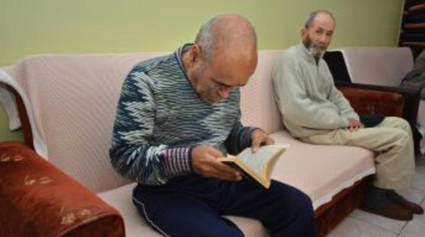 Soğukta Kalan Kimsesizler Güçsüzler Evine Yerleştirildi