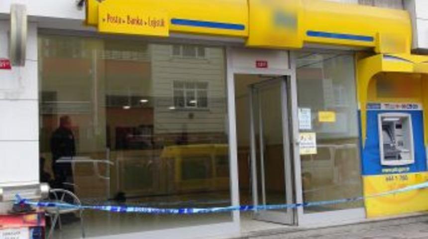 Tinerle PTT Şubesini Soydu