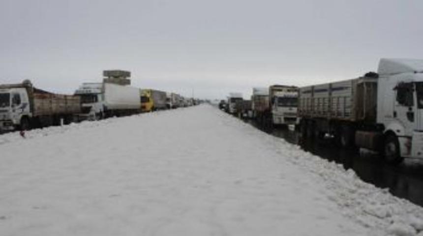 Yollar Kapalı, AÖF Sınavlarına Girecek Öğrenciler Çaresiz