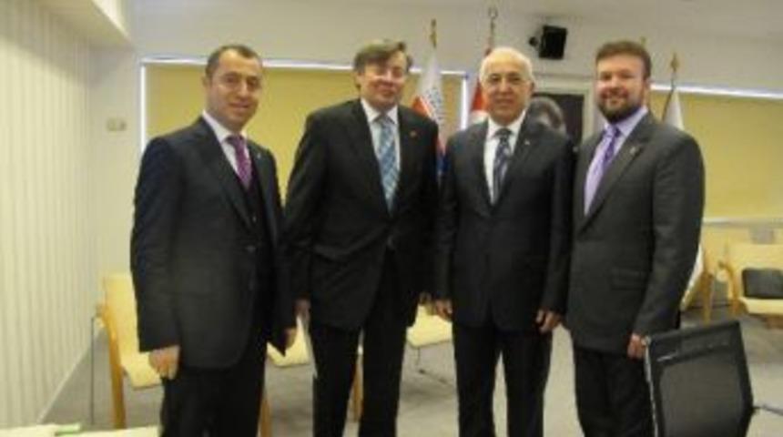 Kto Başkanı Hi&ccedil;yılmaz'dan İş Adamlarına Vize M&uuml;jdesi