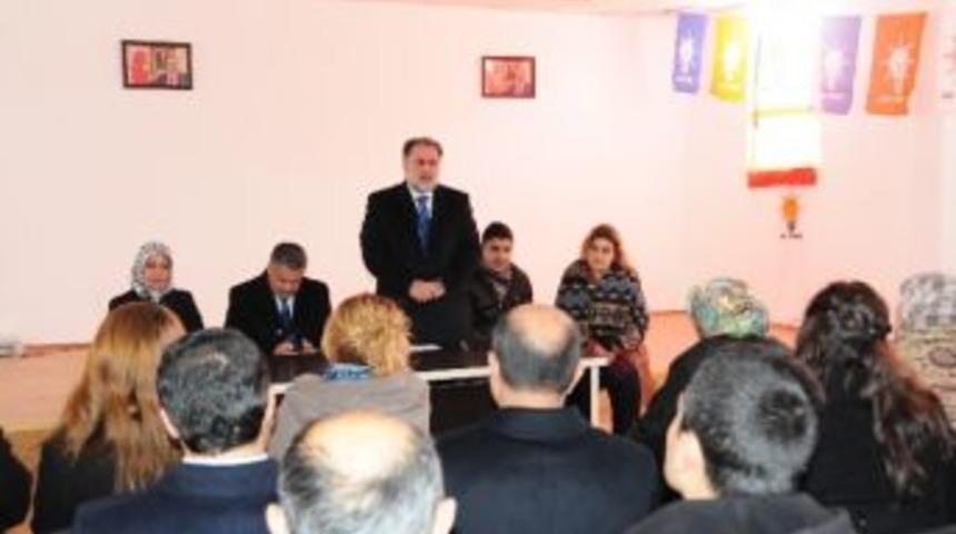 Ak Partili G&uuml;la&ccedil;ar'dan Hizmet A&ccedil;ıklaması