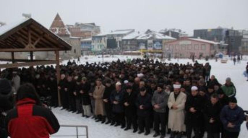 İdam Edilen Molla İ&ccedil;in Erzurum&rsquo;da Gıyabi Cenaze Namazı Kılındı