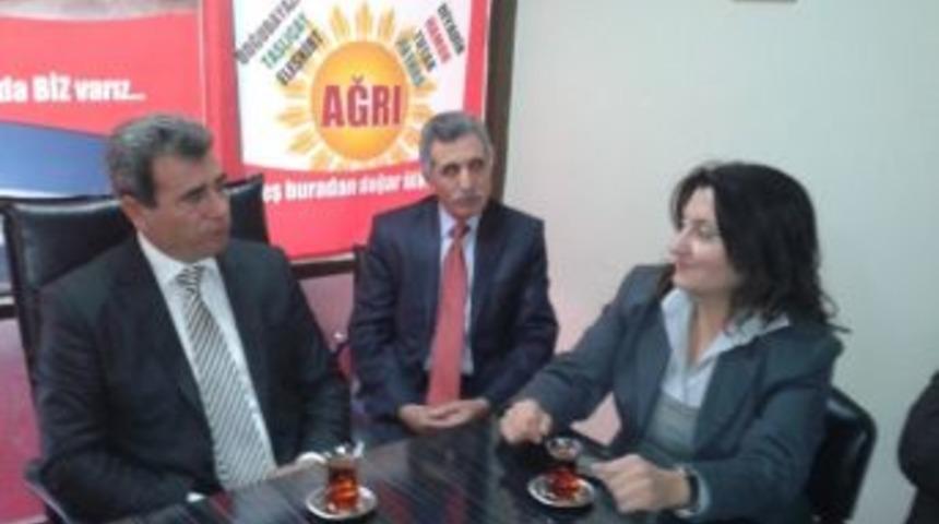 Ak Partili Tozan, Ağrılılar'ı Ziyaret Etti
