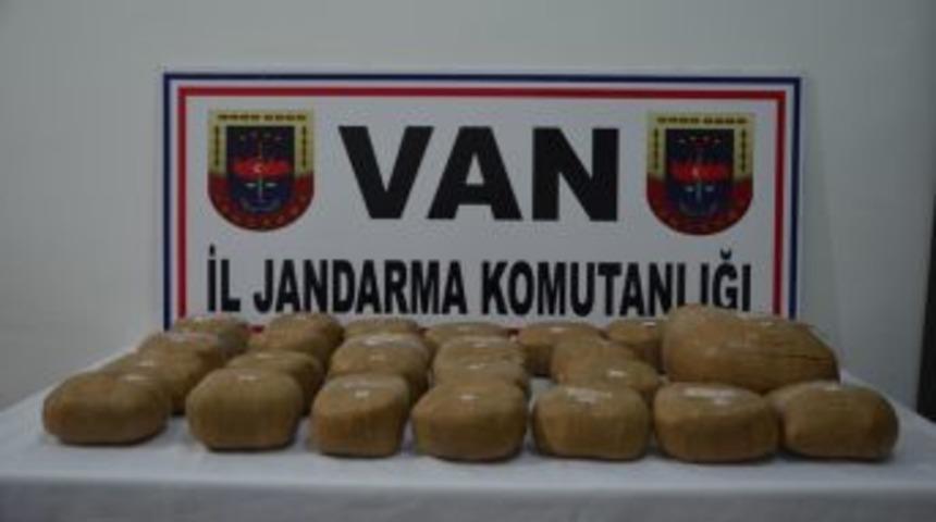 Van'da 30 Kilo Esrar Ele Ge&ccedil;irildi