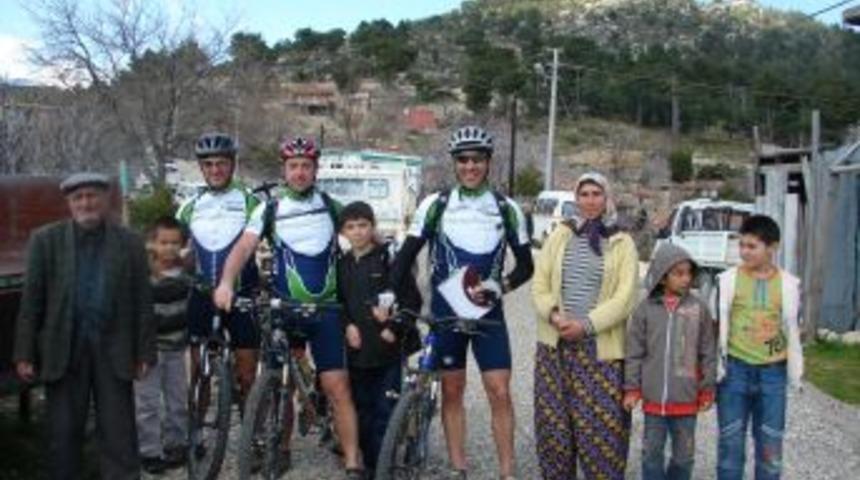 Turistler, Dağ Bisikleti Turlarıyla K&ouml;y Hayatını Tanıyor