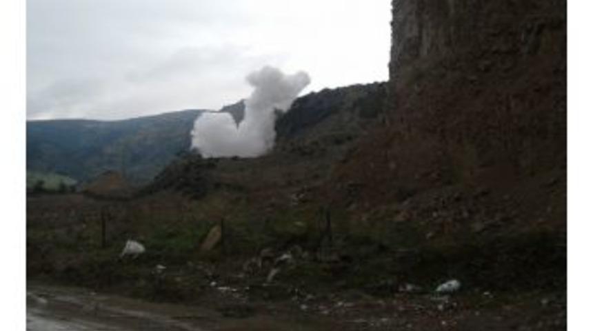 Altyapı &Ccedil;alışmalarında Bulunan 400 Kiloluk Bomba İmha Edildi