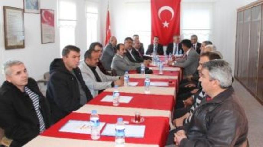 Şehit Aileleri Ve Gazi Dernekleri Tek &Ccedil;atı Altında Toplanıyor