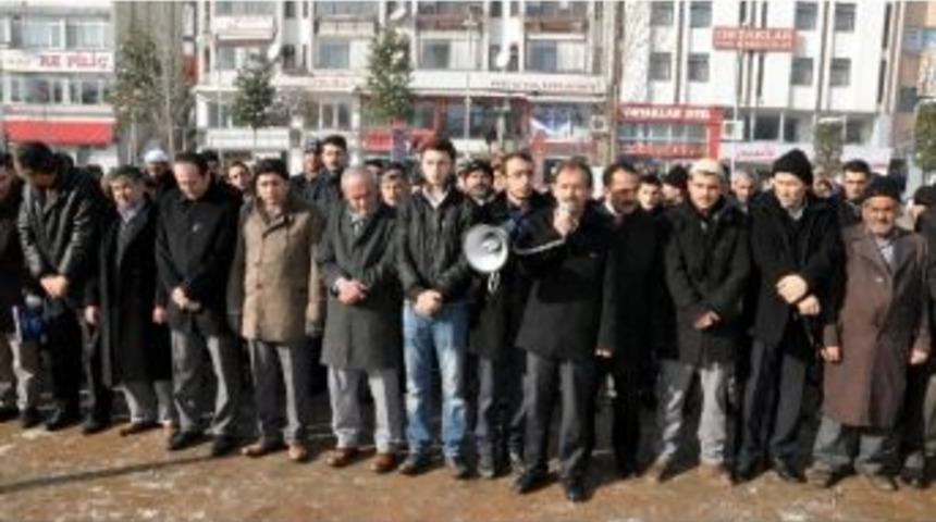 Bolu&rsquo;da Abd&uuml;lkadir Molla İ&ccedil;in Gıyabi Cenaze Namazı Kılındı