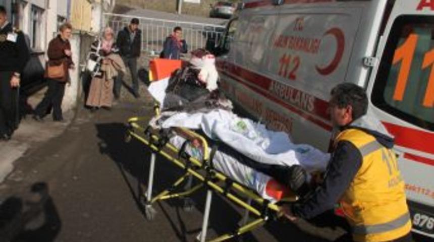 Ava Giden Gen&ccedil; T&uuml;feğin Ateş Alması Sonucu Ağır Yaralandı