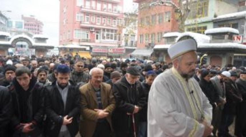 Rize&rsquo;de Abdulkadir Molla I&ccedil;in Gıyabi Cenaze Namazı Kılındı