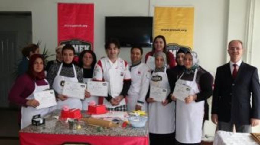 Gamek Şeker Hamuru Kursu A&ccedil;tı