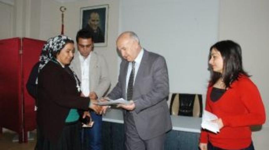 Ceyhan'da 5 Girişimci Kadına Mikrokredi