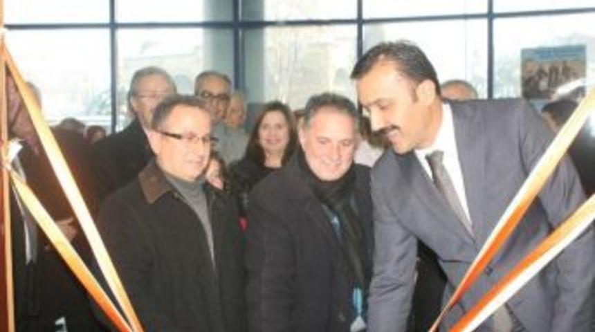 Bedrettin Maradit Anısına Sergi